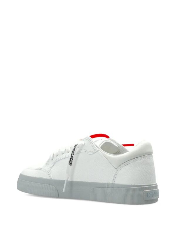 imgi_4_33211307_64068320_1000.jpg Off-White Low Vulcanized sneakers