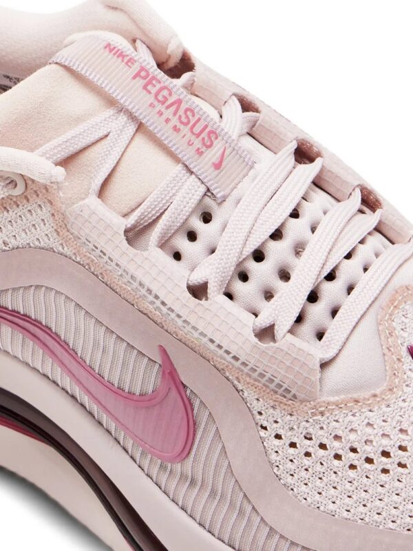 Nike  Pegasus Premium sneakers