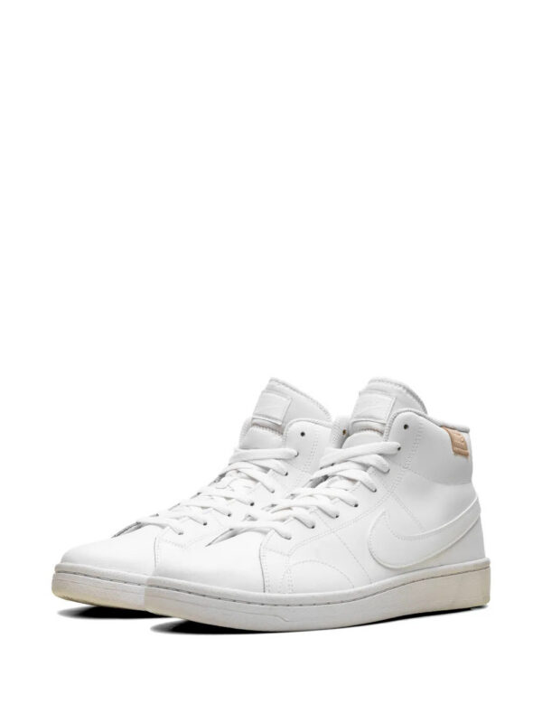 imgi_4_34232666_65438119_1000.jpg Nike Court Royale 2 logo lace-up sneakers
