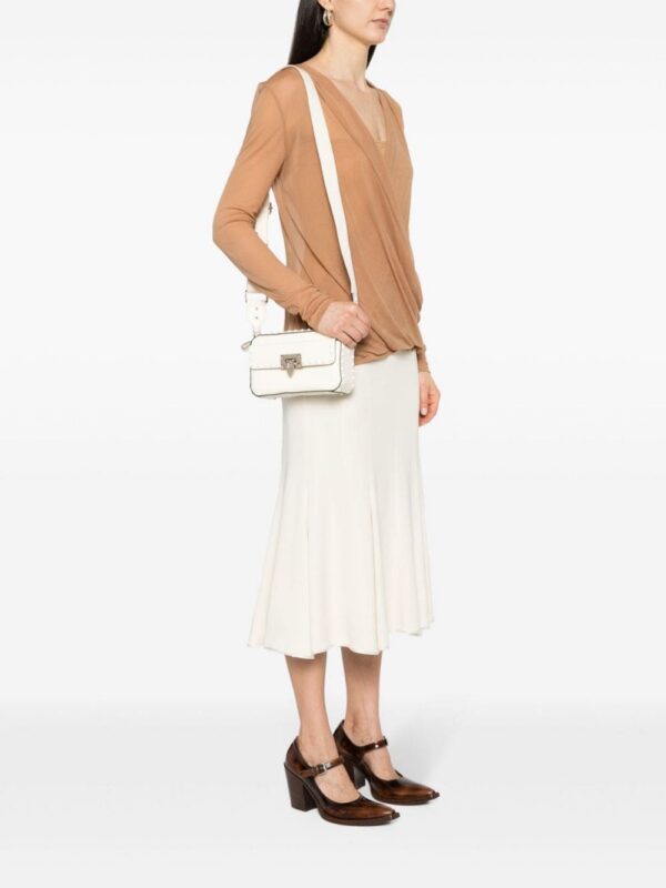 23035297_53297753_1000.jpg Valentino Garavani Rockstud-embellished crossboady bag