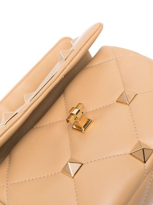 23078034_53264128_1000.jpg Valentino Garavani Rockstud-embellished crossboady bag