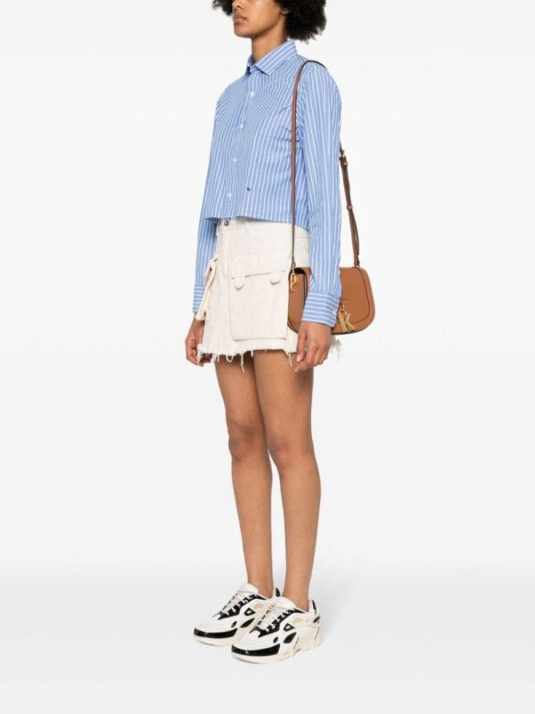 23172909_53342786_1000.jpg Karl Lagerfeld logo-charm crossbody bag