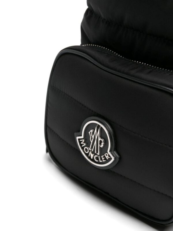 23222419_53359680_1000.jpg Moncler Kilia padded bucket bag
