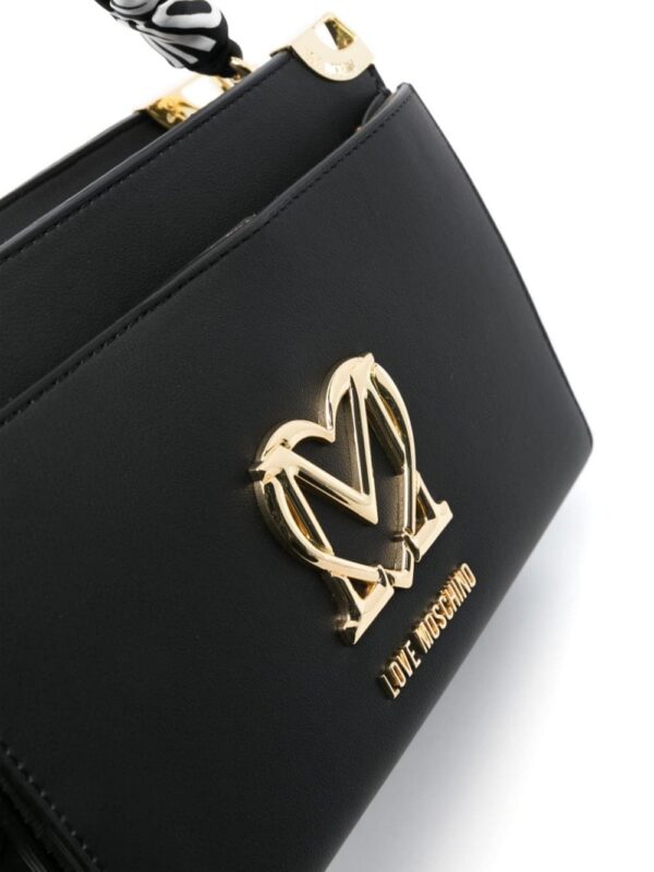 23352569_53441247_1000.jpg Love Moschino logo-plaque cross body bag