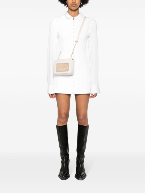 23358109_53441226_1000.jpg Love Moschino logo-plaque cross body bag