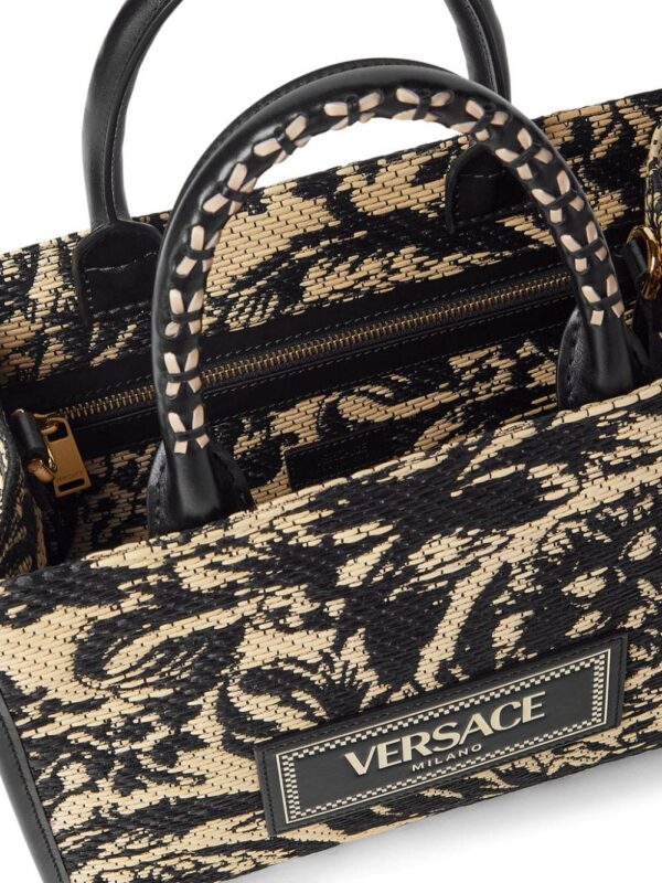 23491181_53899148_1000.jpg Versace Barocco Athena tote bag
