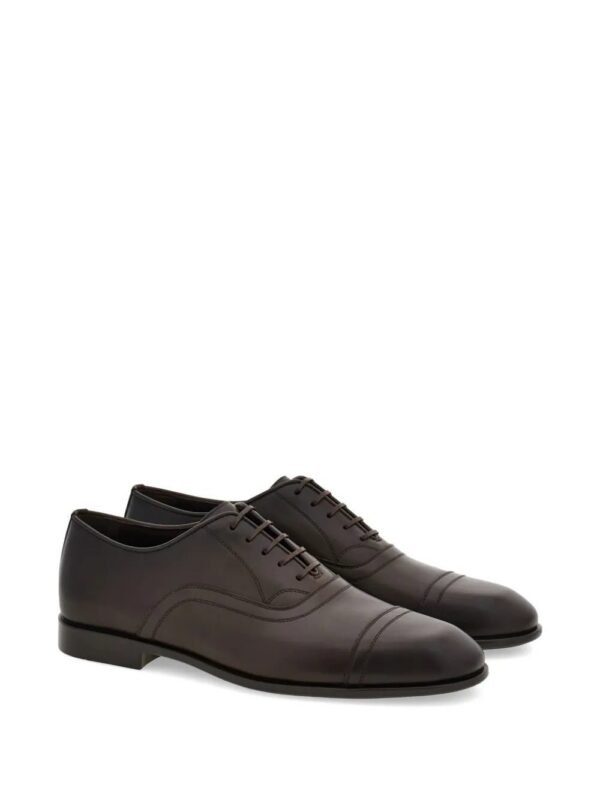 23495239_53734624_1000.jpg Ferragamo leather Oxford shoes
