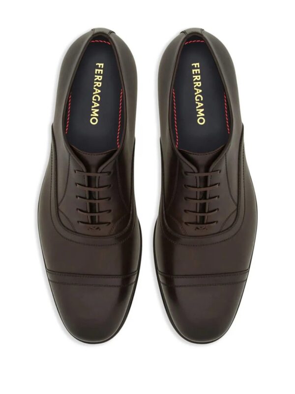 23495239_53734630_1000.jpg Ferragamo leather Oxford shoes