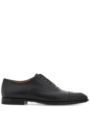 23495248_53734764_1000.jpg Ferragamo toecapped leather Oxford shoes