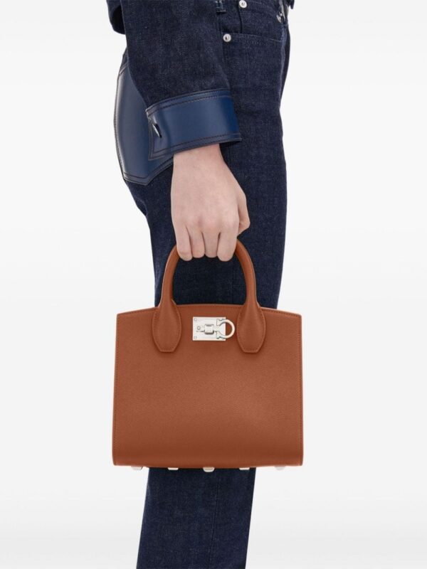 23495486_53934304_1000.jpg Ferragamo small Studio Box tote bag