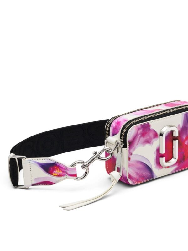 23496075_53694976_1000.jpg Marc Jacobs The Future Floral Snapshot crossbody bag