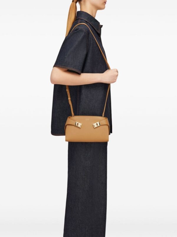 23496592_53714485_1000.jpg Ferragamo mini Hug crossbody bag
