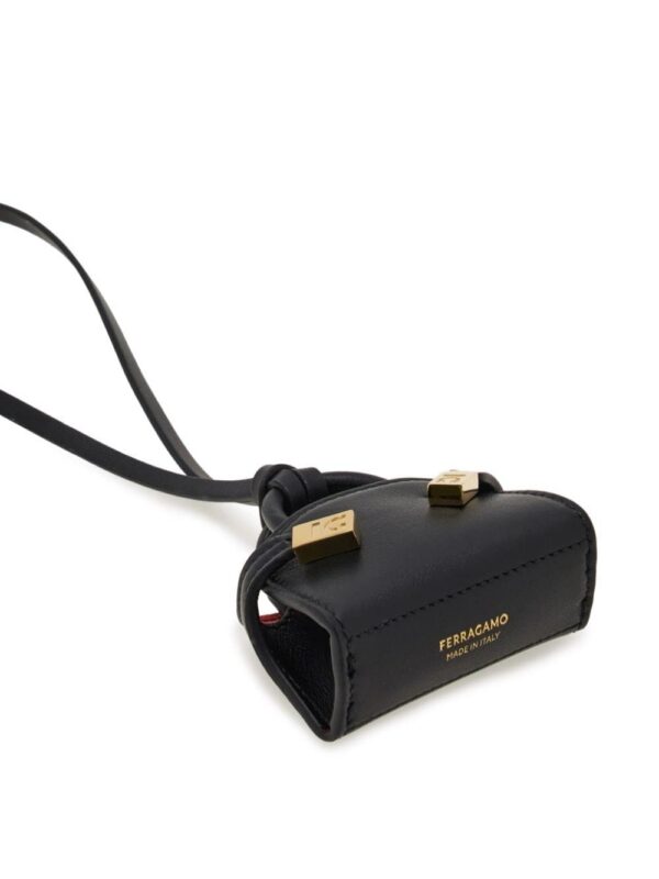 23507841_53934193_1000.jpg Ferragamo Hug bag accessory