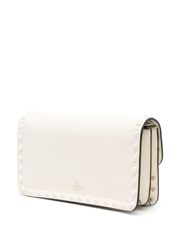 23510051_53497877_1000.jpg Valentino Garavani Rockstud leather clutch bag