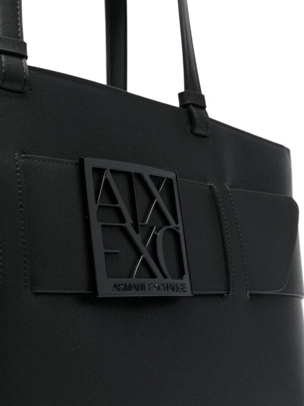 23524776_53585165_1000.jpg Armani Exchange logo-plaque tote bag