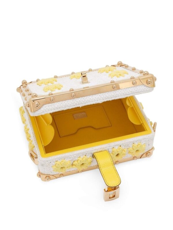 23602028_53772534_1000.jpg Dolce & Gabbana Dolce Box crochet-panel clutch bag