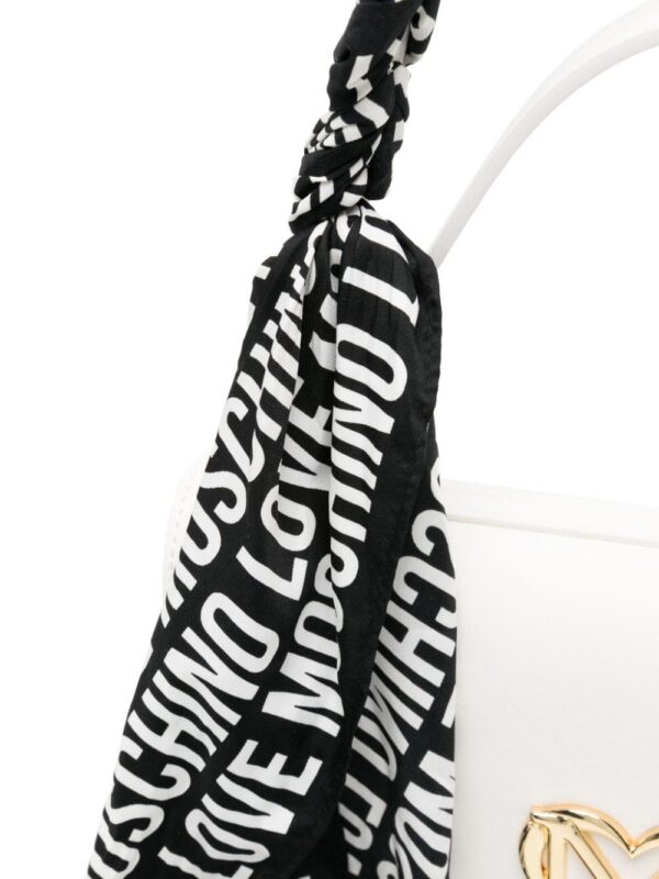 23622809_53602227_1000.jpg Love Moschino logo-plaque crossbody bag