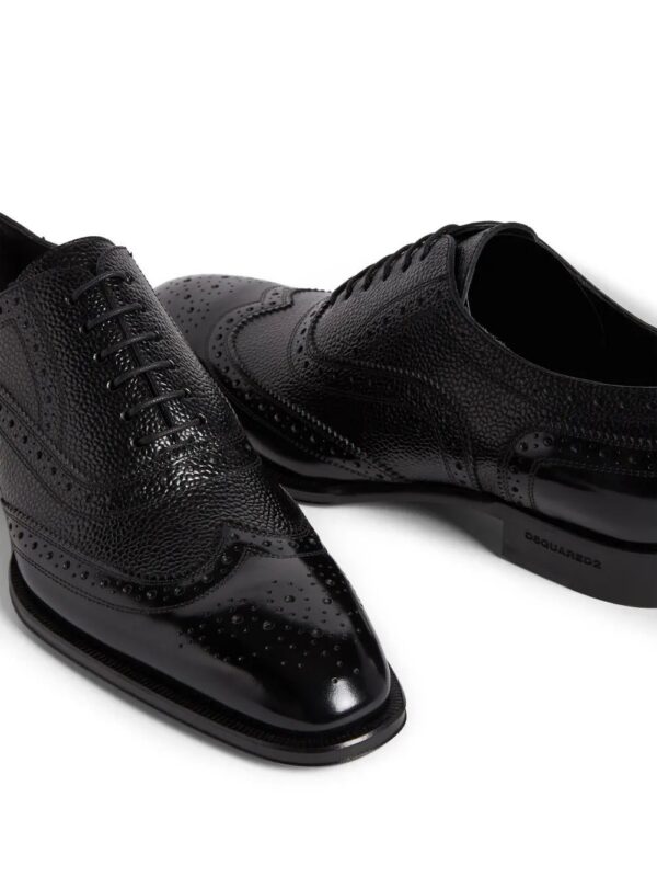 23652300_53848734_1000.jpg DSQUARED2 perforated-detail leather shoes