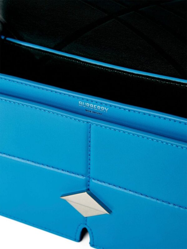 23673321_53563259_1000.jpg Burberry leather shoulder bag