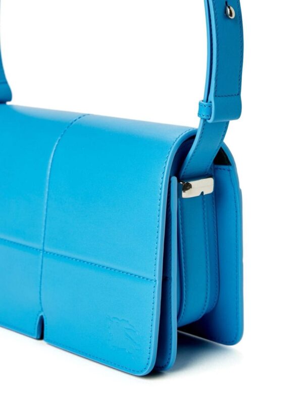 23673321_53563266_1000.jpg Burberry leather shoulder bag
