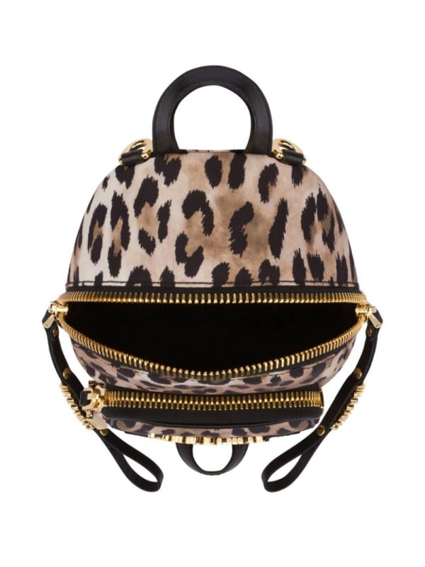 23720444_53593542_1000.jpg Moschino logo-lettering cotton backpack