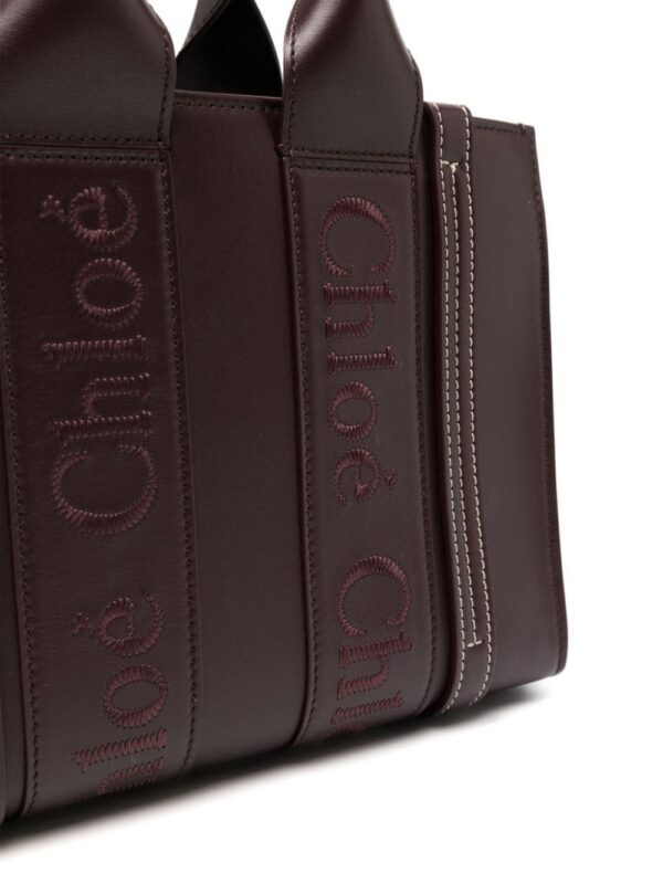 23752354_53740244_1000.jpg Chloé small Woody leather tote bag