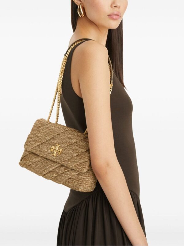 23769938_53738527_1000.jpg Tory Burch Kira logo-plaque raffia shoulder bag