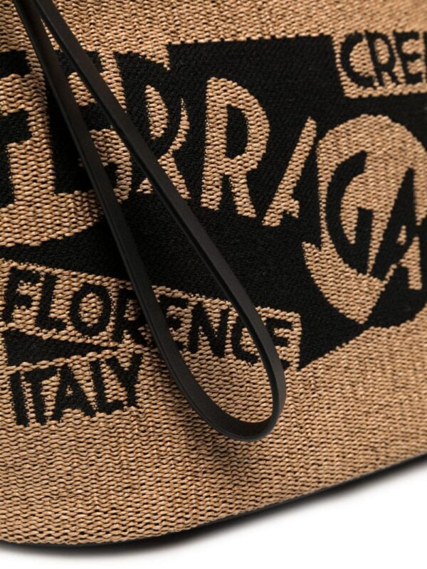 23778755_53768835_1000.jpg Ferragamo Venna-logo clutch bag
