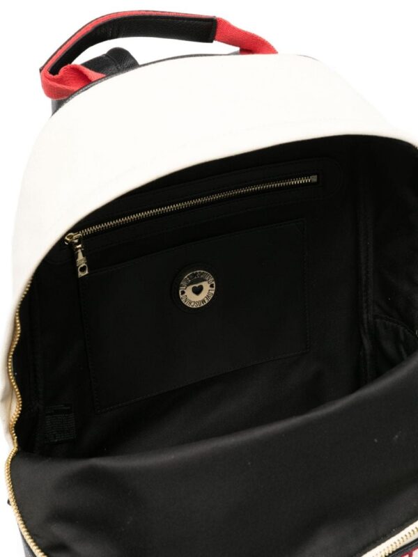 23824957_53858199_1000.jpg Love Moschino logo-embroidered backpack