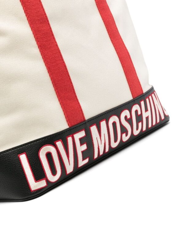 23825323_53861239_1000.jpg Love Moschino logo-embroidered tote bag
