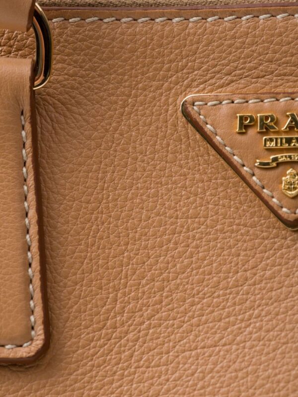 23860990_53992395_1000.jpg Prada large Galleria leather bag
