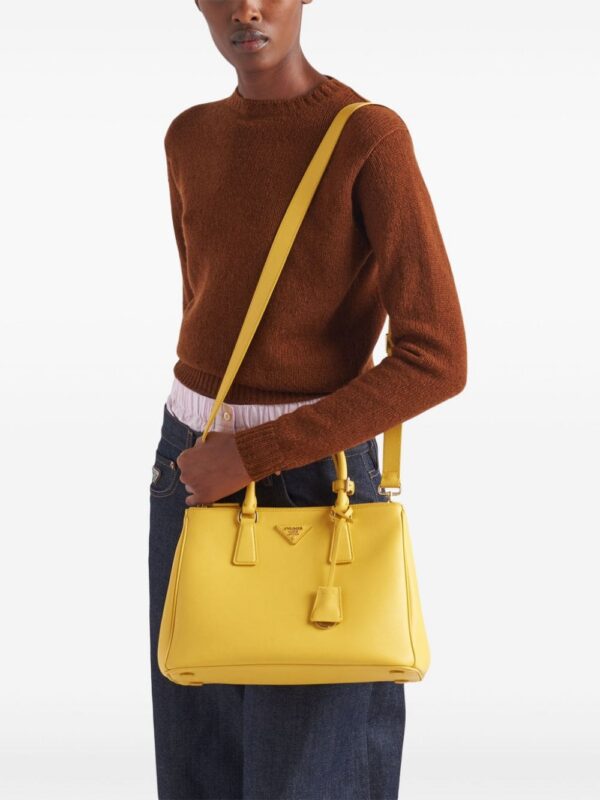 23862018_53992181_1000.jpg Prada large Galleria leather bag