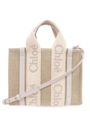 23881419_53972326_1000.jpg Chloé small Woody logo-strap tote bag
