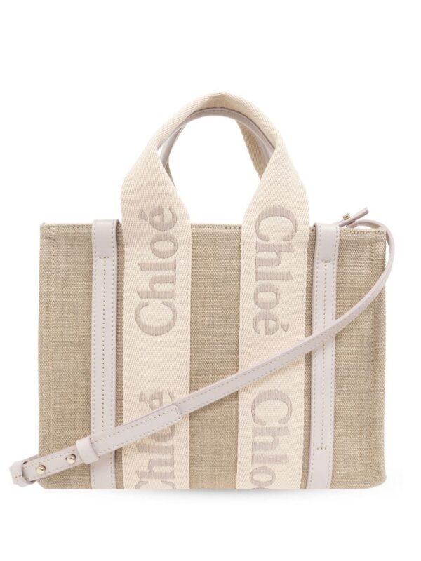 23881419_53972326_1000.jpg Chloé small Woody logo-strap tote bag