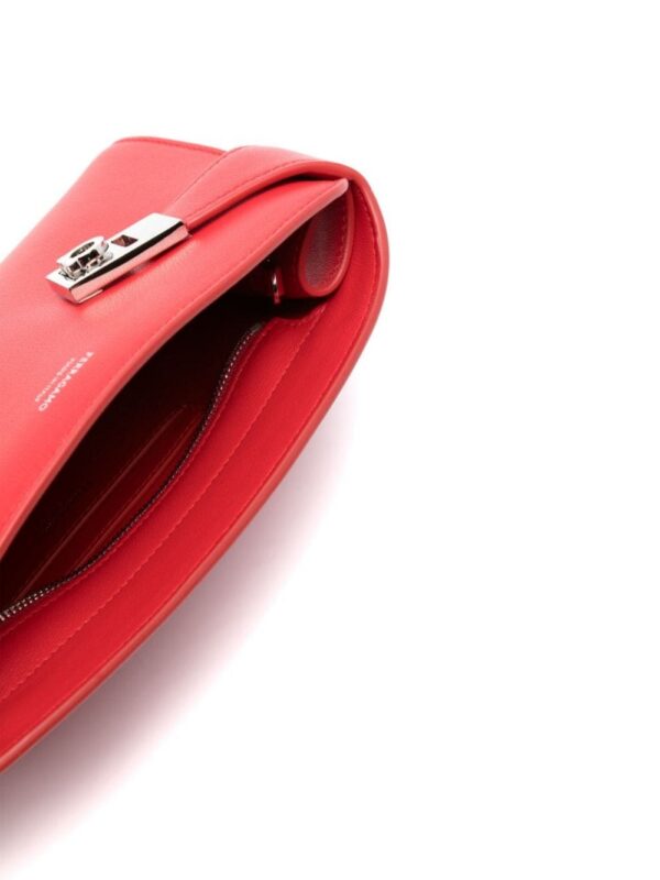 23889900_54039401_1000.jpg Ferragamo Hug leather crossbody bag