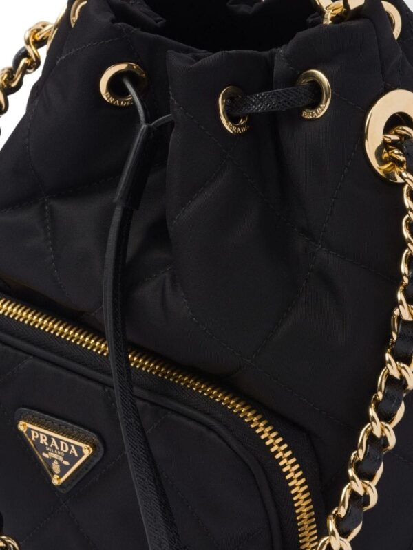 23897384_53955968_1000.jpg Prada Re-Edition 1995 shoulder bag