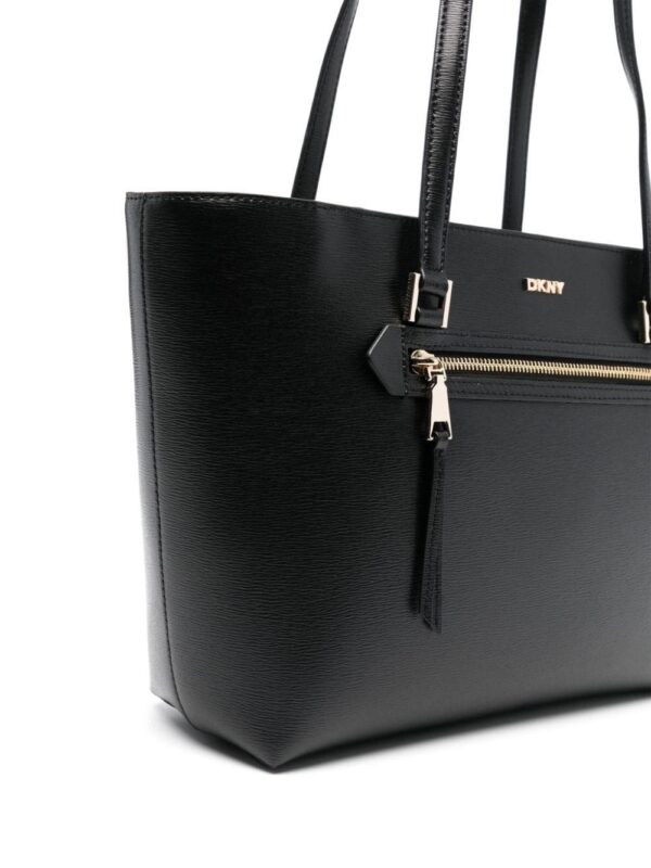23921126_54060898_1000.jpg DKNY logo-lettering tote bag
