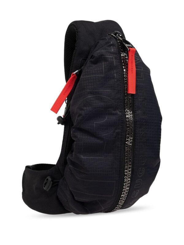 23944911_54021465_1000.jpg Diesel Zip-D ripstop shoulder bag