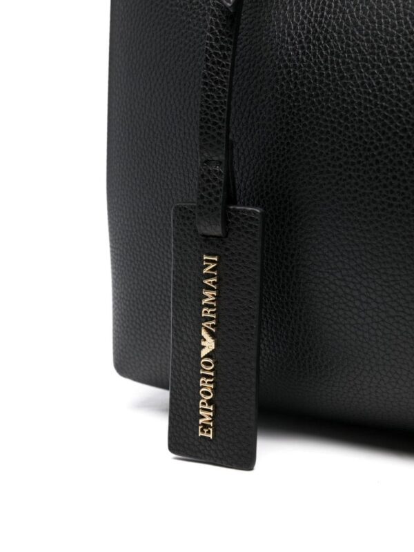 23968647_54096129_1000.jpg Emporio Armani logo-debossed tote bag