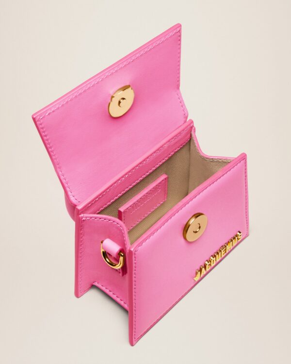 23E213BA001-3060-430_14.jpg Jacquemus Le Chiquito Signature mini handbag.
