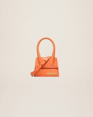 23E213BA001-3060-751_1_main.jpg Jacquemus Le Chiquito Signature mini handbag.