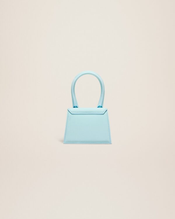 23E213BA001-3088-310_12.jpg Jacquemus Le Chiquito Signature mini handbag.