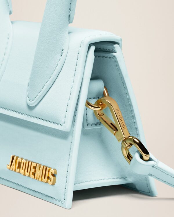 23E213BA001-3088-310_13.jpg Jacquemus Le Chiquito Signature mini handbag.