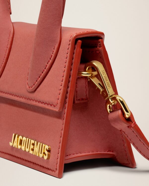 23E213BA001-3088-480_13.jpg Jacquemus Le Chiquito Signature mini handbag.