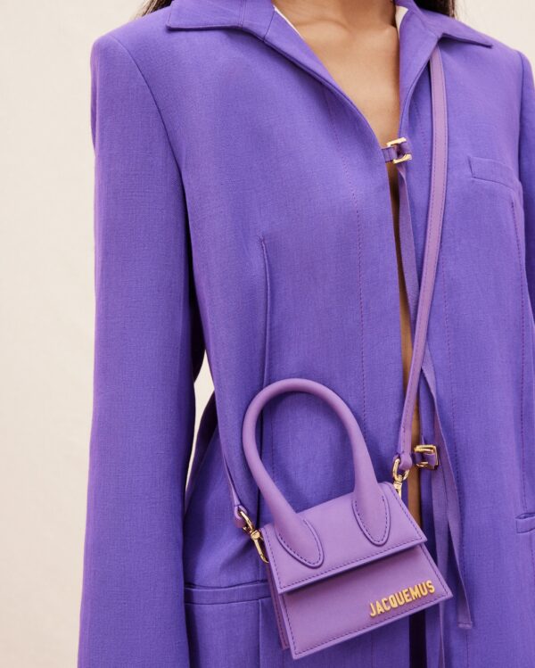 23E213BA001-3088-651_10-scaled-1.jpg Jacquemus Le Chiquito Signature mini handbag.