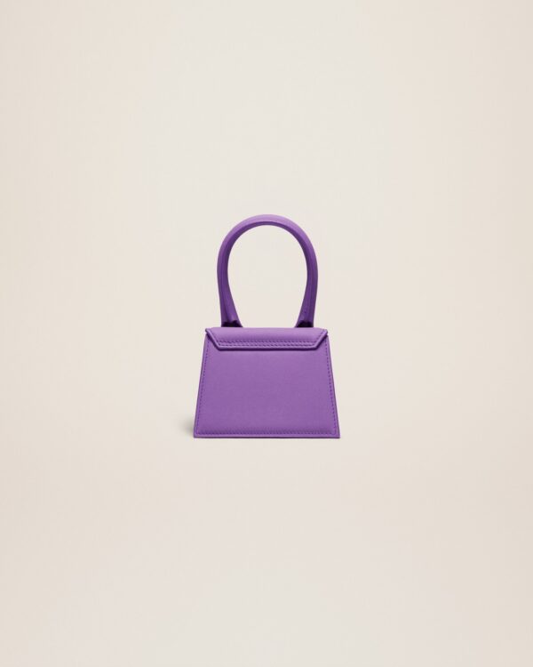 23E213BA001-3088-651_12.jpg Jacquemus Le Chiquito Signature mini handbag.