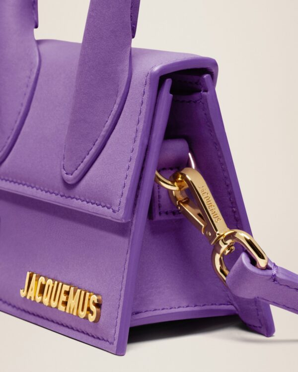 23E213BA001-3088-651_13.jpg Jacquemus Le Chiquito Signature mini handbag.