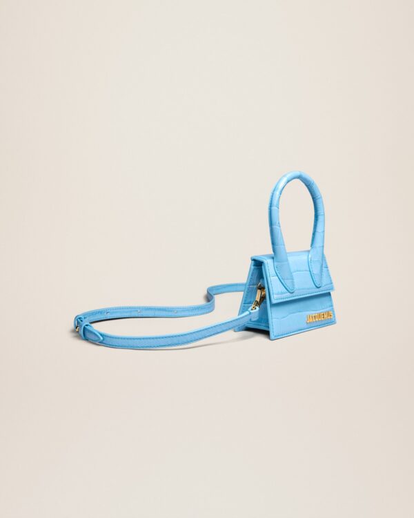 23E213BA001-3101-336_11.jpg Jacquemus Le Chiquito Signature leather mini handbag.