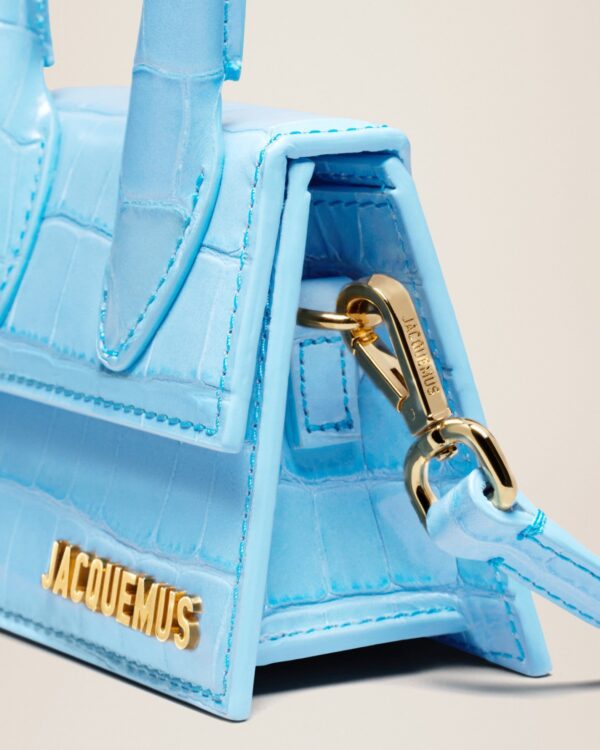23E213BA001-3101-336_13.jpg Jacquemus Le Chiquito Signature leather mini handbag.