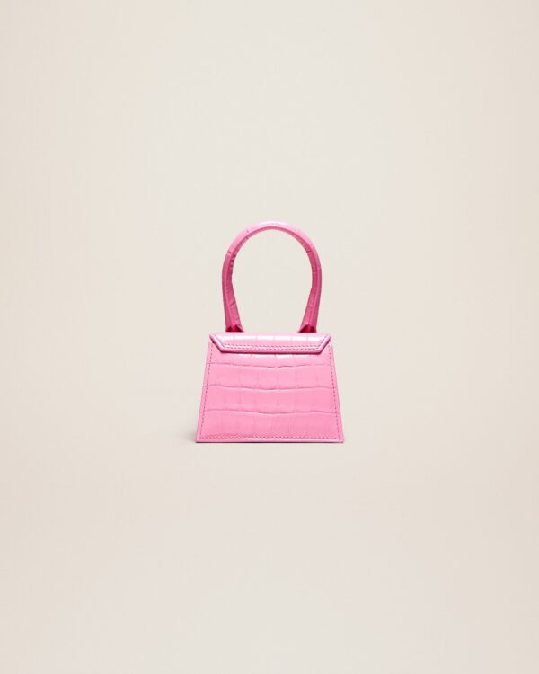 23E213BA001-3101-435_12.jpg Jacquemus Le Chiquito Signature leather mini handbag.